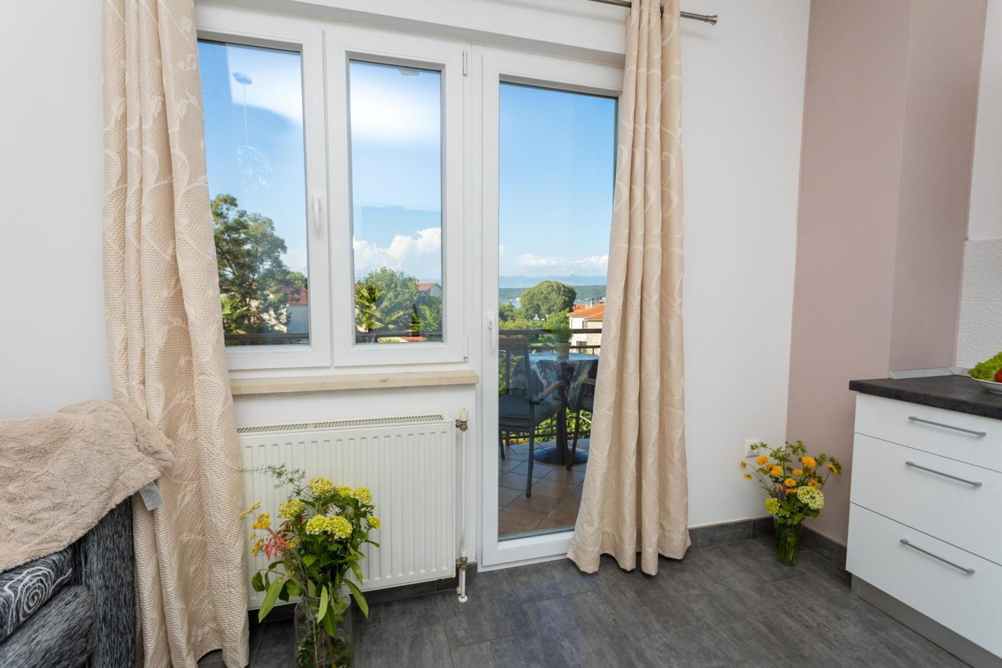 Apartments And Rooms Kod Keti Malinska Exterior photo